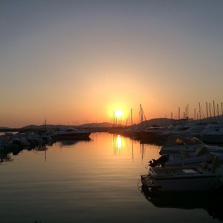 In The World Hotel Alghero Exterior photo
